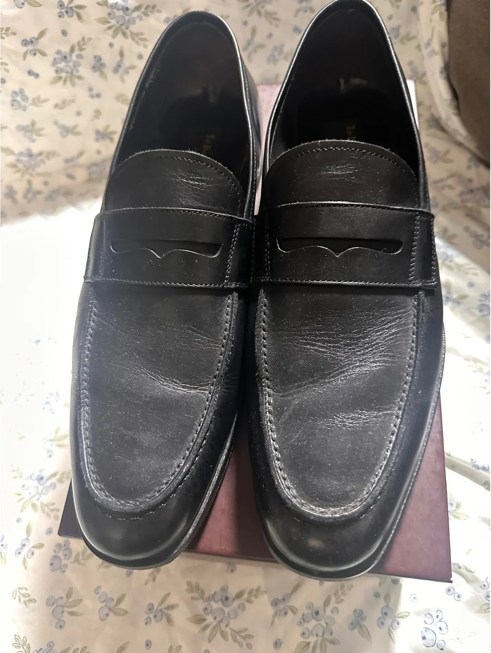 To Boot New York Thorne Black Leather Penny Loafers Size 10.